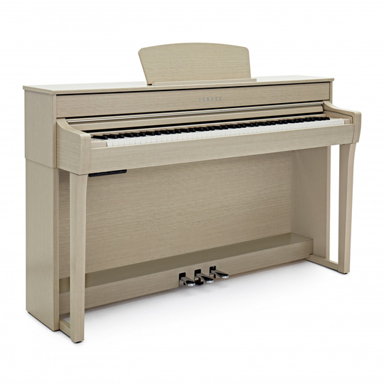 Yamaha CLP 735 Digital Piano White Ash